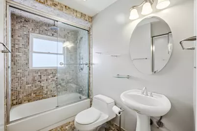 220 Dato Drive, Streamwood, IL 60107 - Photo 23