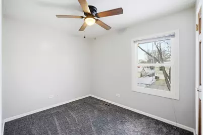 220 Dato Drive, Streamwood, IL 60107 - Photo 25