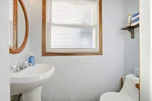 220 Dato Dr, Streamwood, IL 60107 - Photo 9