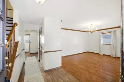 220 Dato Drive, Streamwood, IL 60107 - Photo 3