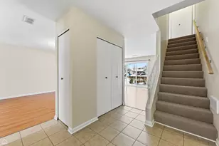 1081 Pinehurst Ln, Schaumburg, IL 60193 - Photo 15