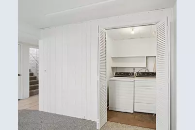 700 Hayward Avenue, Streamwood, IL 60107 - Photo 15