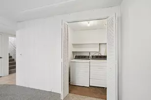 700 Hayward Ave, Streamwood, IL 60107 - Photo 15