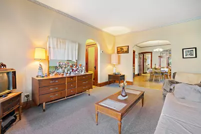 3407 N Avers Avenue, Chicago, IL 60618 - Photo 11