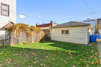 3407 N Avers Avenue, Chicago, IL 60618 - Photo 15