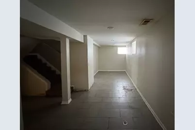 9238 S Dauphin Avenue, Chicago, IL 60619 - Photo 15