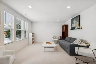 3562 Sawgrass Dr, Woodridge, IL 60517 - Photo 3