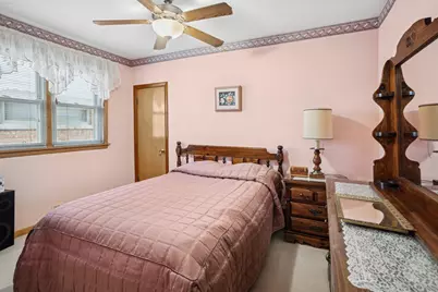 2324 N 73rd Court, Elmwood Park, IL 60707 - Photo 7