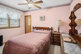 2324 N 73rd Ct, Elmwood Park, IL 60707 - Photo 7