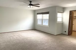 246 Tamarack Dr, Bloomingdale, IL 60108 - Photo 19