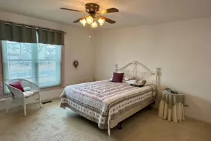 872 Victoria Dr, Woodstock, IL 60098 - Photo 7