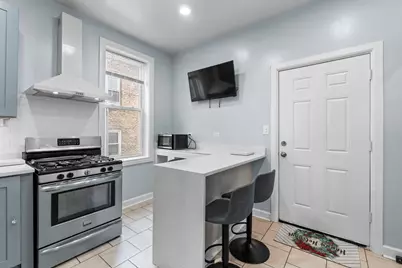 4920 W Iowa Street, Chicago, IL 60651 - Photo 13