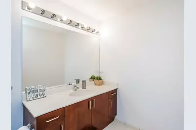 [Address not provided], Chicago, IL 60616 - Photo 5