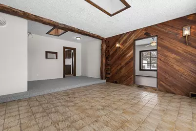 3044 Louise Street, Rockford, IL 61103 - Photo 9