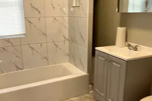 637 W 59th St, Chicago, IL 60621 - Photo 5