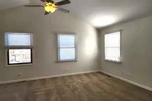 1105 Monroe Ave, Wauconda, IL 60084 - Photo 11