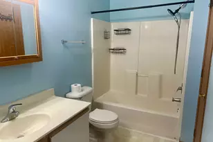 320 Cunat Blvd, Richmond, IL 60071 - Photo 7