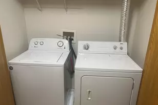 320 Cunat Blvd, Richmond, IL 60071 - Photo 3