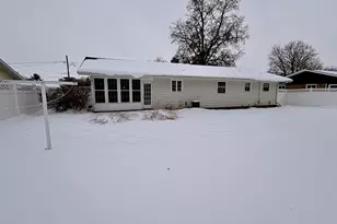 516 Christopher St, Morrison, IL 61270 - Photo 25