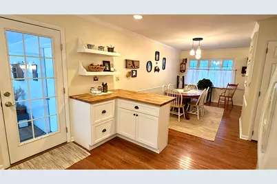 516 Christopher Street, Morrison, IL 61270 - Photo 5