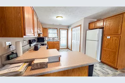 1313 Inglewood Circle #0, Bloomington, IL 61704 - Photo 11