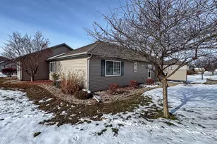 1313 Inglewood Cir, Bloomington, IL 61704 - Photo 25