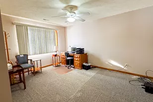 1313 Inglewood Cir, Bloomington, IL 61704 - Photo 21