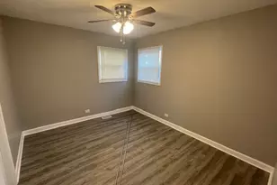 432 Hickory St, Chicago Heights, IL 60411 - Photo 9