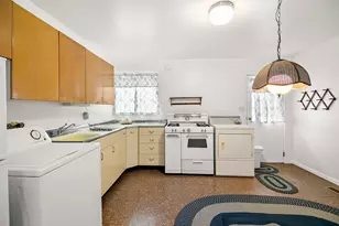 219 S Hillcrest Ave, Kankakee, IL 60901 - Photo 5