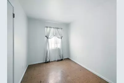 219 S Hillcrest Avenue, Kankakee, IL 60901 - Photo 13