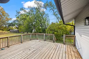 123 S Shores Dr, Decatur, IL 62521 - Photo 21