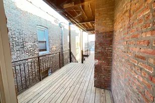 2205 W Iowa St, Chicago, IL 60622 - Photo 25