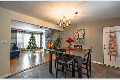 6325 Keokuk Road, Indian Head Park, IL 60525 - Photo 7