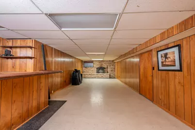 6325 Keokuk Road, Indian Head Park, IL 60525 - Photo 15