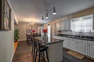 6325 Keokuk Rd, Indian Head Park, IL 60525 - Photo 11