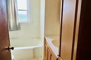 521 E 161st Pl, South Holland, IL 60473 - Photo 5