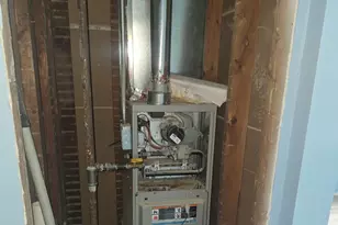 5757 S Carpenter St, Chicago, IL 60621 - Photo 11