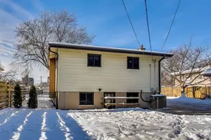 51 James Ct, Glenview, IL 60025 - Photo 33
