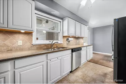 2212 Mayfield Avenue, Joliet, IL 60435 - Photo 9