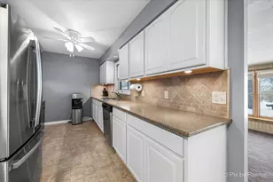 2212 Mayfield Ave, Joliet, IL 60435 - Photo 7