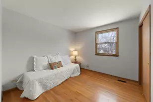 1970 Sheffield Ln, Wheaton, IL 60189 - Photo 23