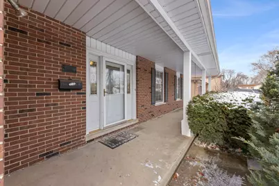 1970 Sheffield Lane, Wheaton, IL 60189 - Photo 3
