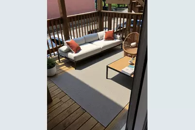 653 W Division Street #B, Chicago, IL 60610 - Photo 13