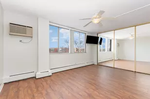 2201 S Highland Ave, Lombard, IL 60148 - Photo 9