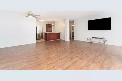 2201 S Highland Avenue #4M, Lombard, IL 60148 - Photo 3