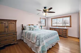 10137 Buell Ct, Oak Lawn, IL 60453 - Photo 17