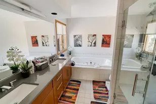 201 Amber Ct, West Chicago, IL 60185 - Photo 9