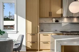 1917 Washington Ave, Wilmette, IL 60091 - Photo 7