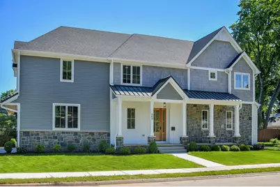 208 W 14th Avenue, Naperville, IL 60563 - Photo 1