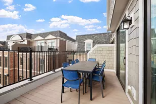 353 E Liberty Dr, Wheaton, IL 60187 - Photo 29